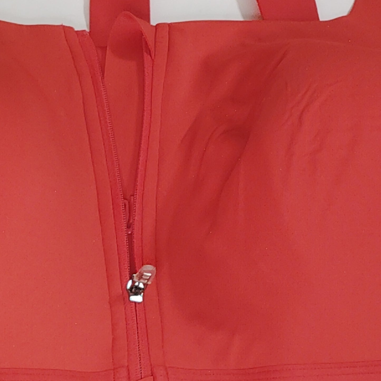 All in Motion Women’s High Support Sculpt Zip Front Sports Bra Red 44DD (3XL)