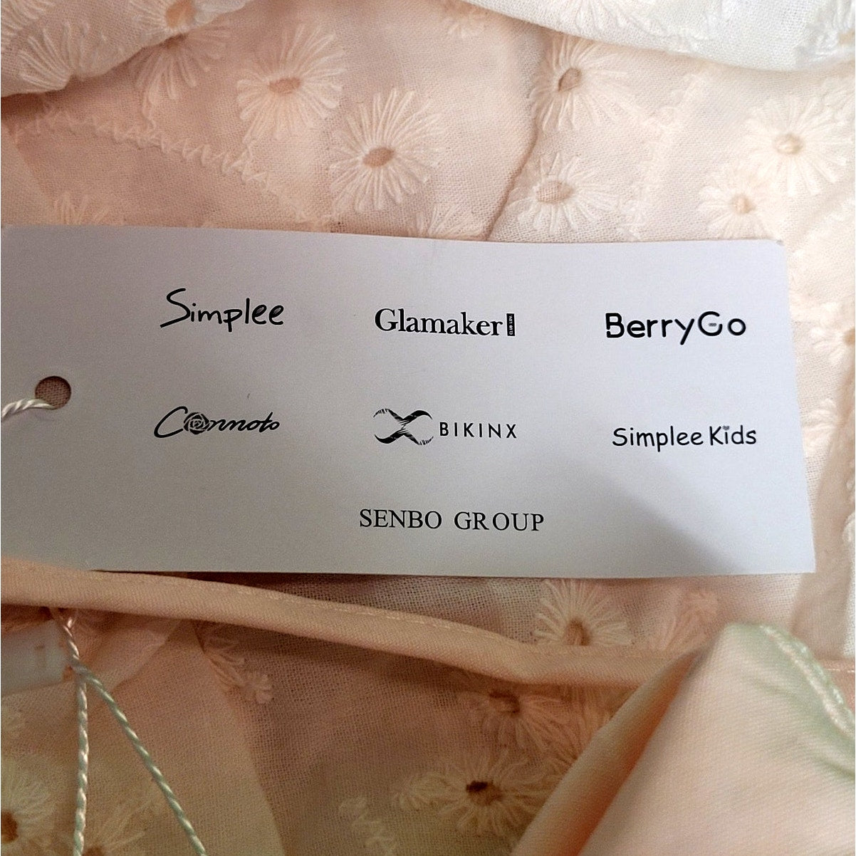 Simplee Embroidery Pearl Button Down Dress V Neck Spaghetti Strap, L (14-16)