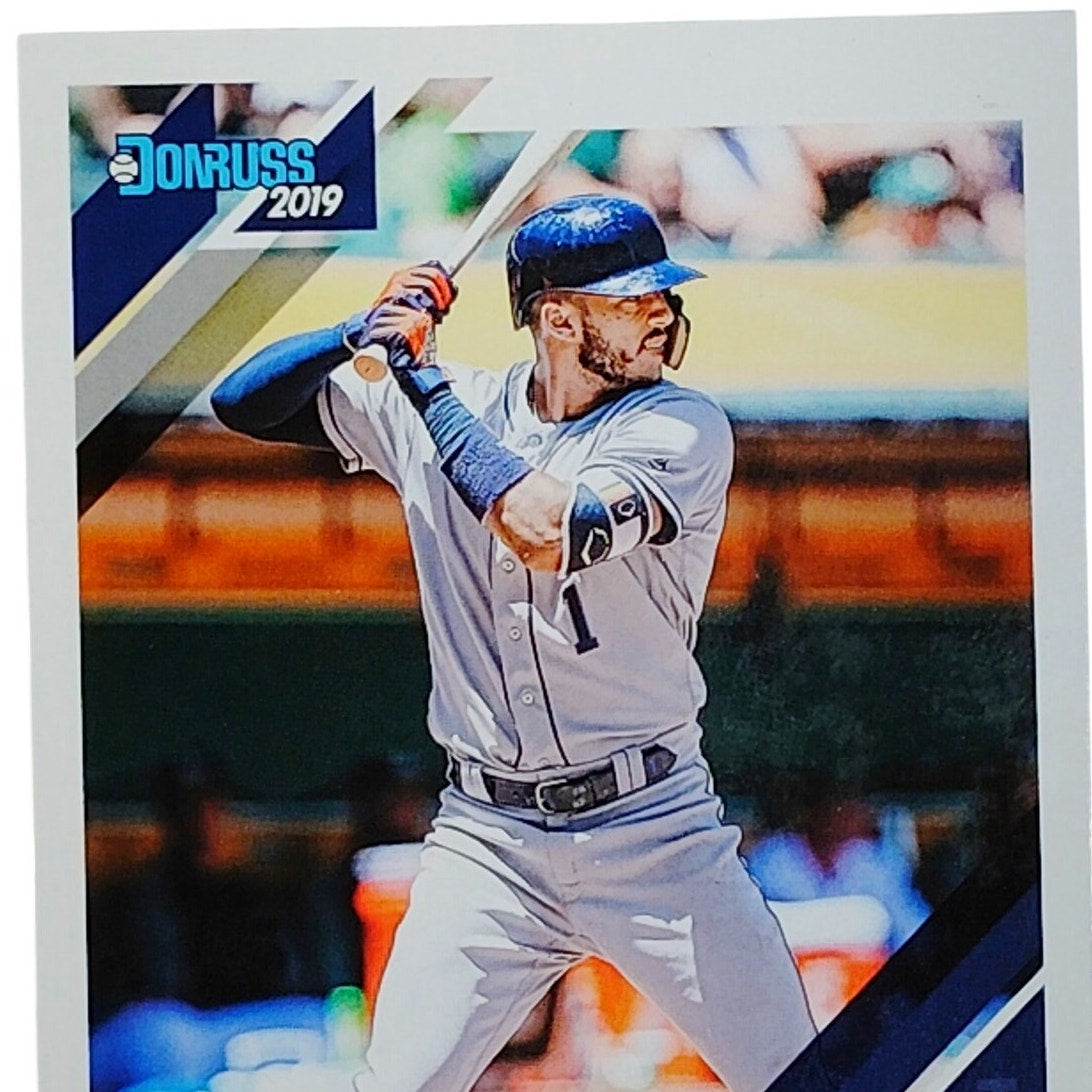2019 Donruss Carlos Correa #78 Houston Astros Shortstop Batting - VG/EX