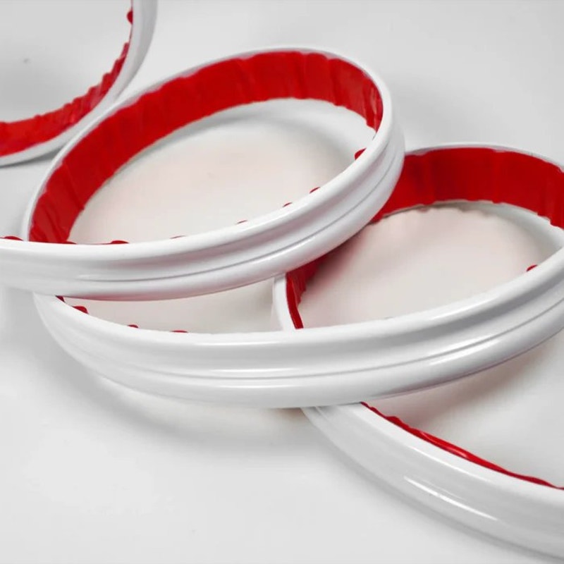 White Peel‑and‑Stick Molding Trim 16.4 Ft × 1.26" × 0.43" Waterproof – NIP