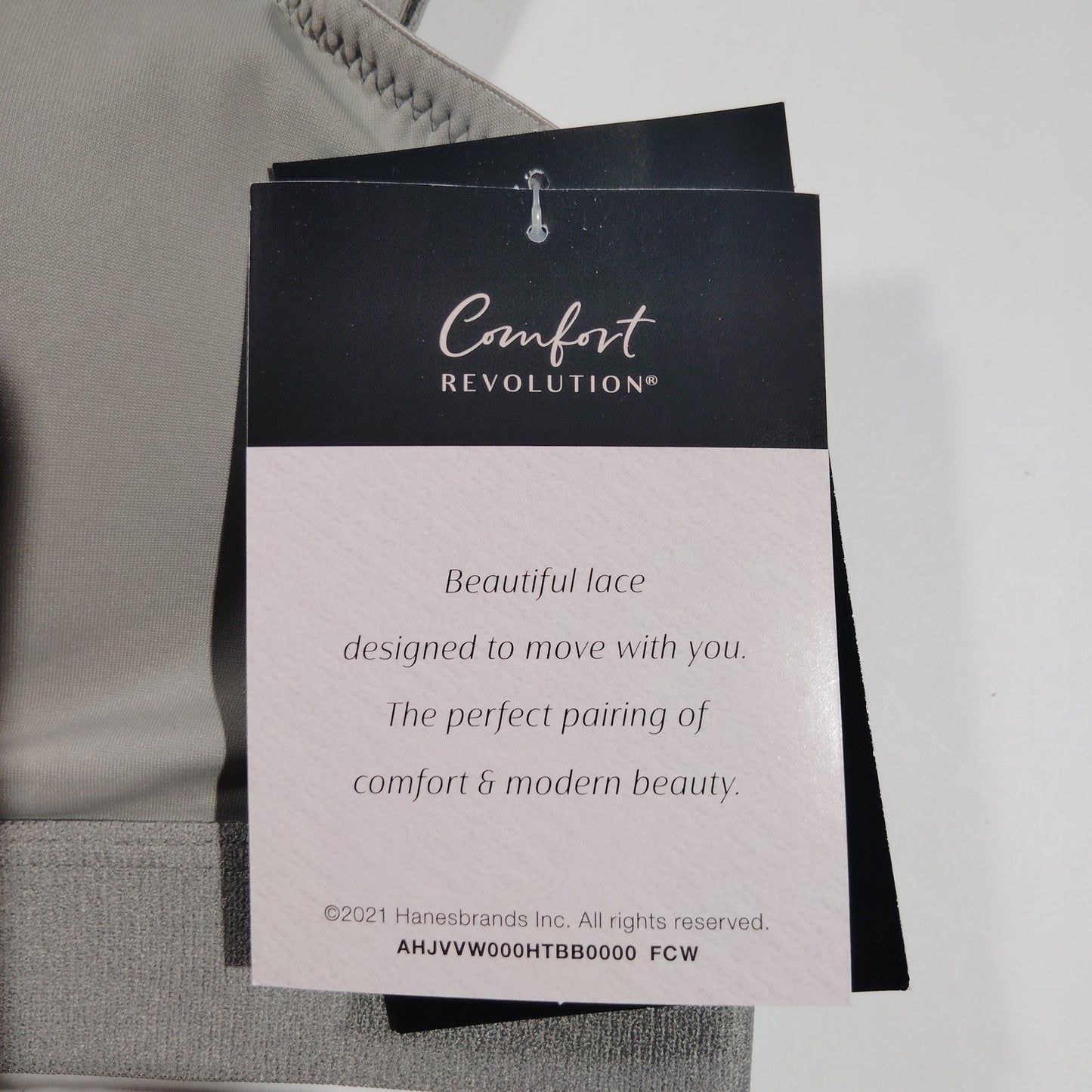 Bali Comfort Revolution Lace V-Neck Bralette – Morning Fog – Size M – Wireless