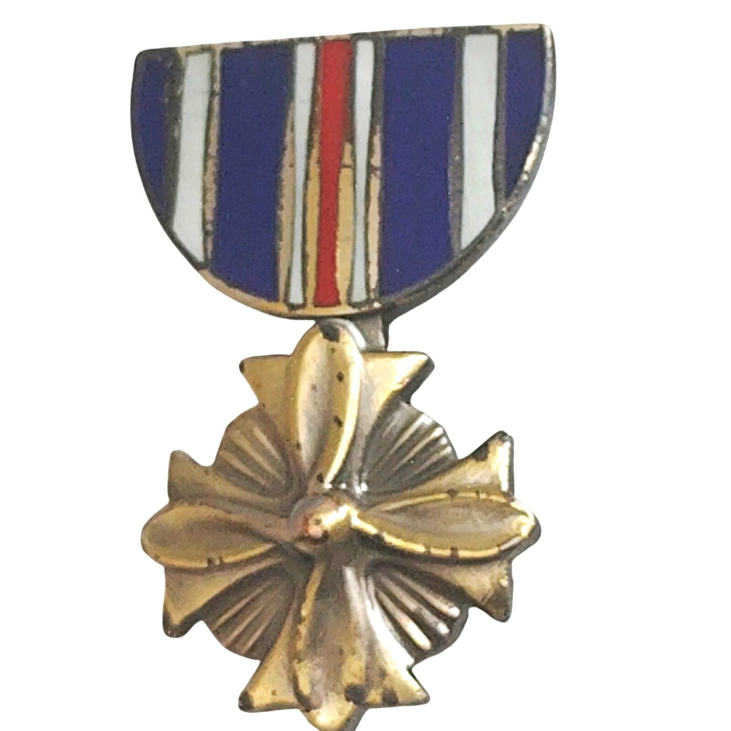 U.S Military Distinguished Flying Cross (DFC) Novelty Hat/Lapel Pin 1.13" × .75"