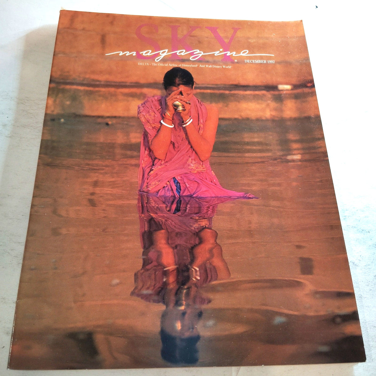 Delta SKY Magazine - December 1992 In-Flight Publication - Vintage Collectible