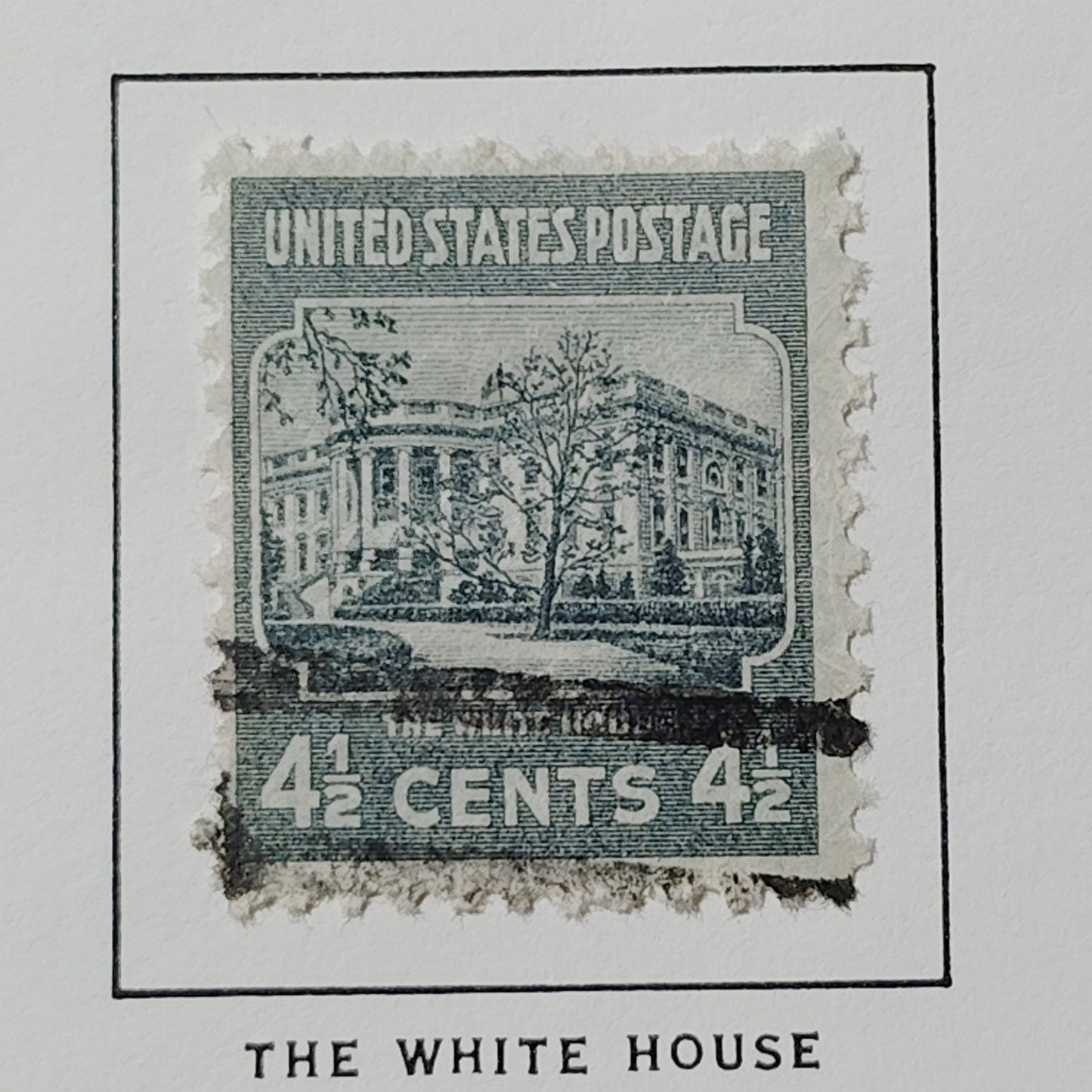 1938 US Postage Stamp #809 The White House Presidential Series 4.5c Used