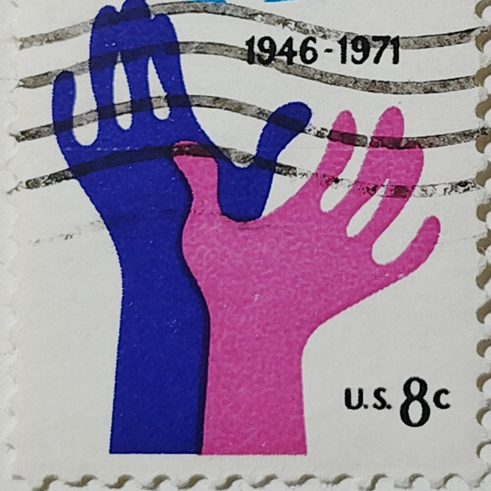 1971 US Postage Stamp Scott #1445 8c CARE 25th Anniversary Used Canceled