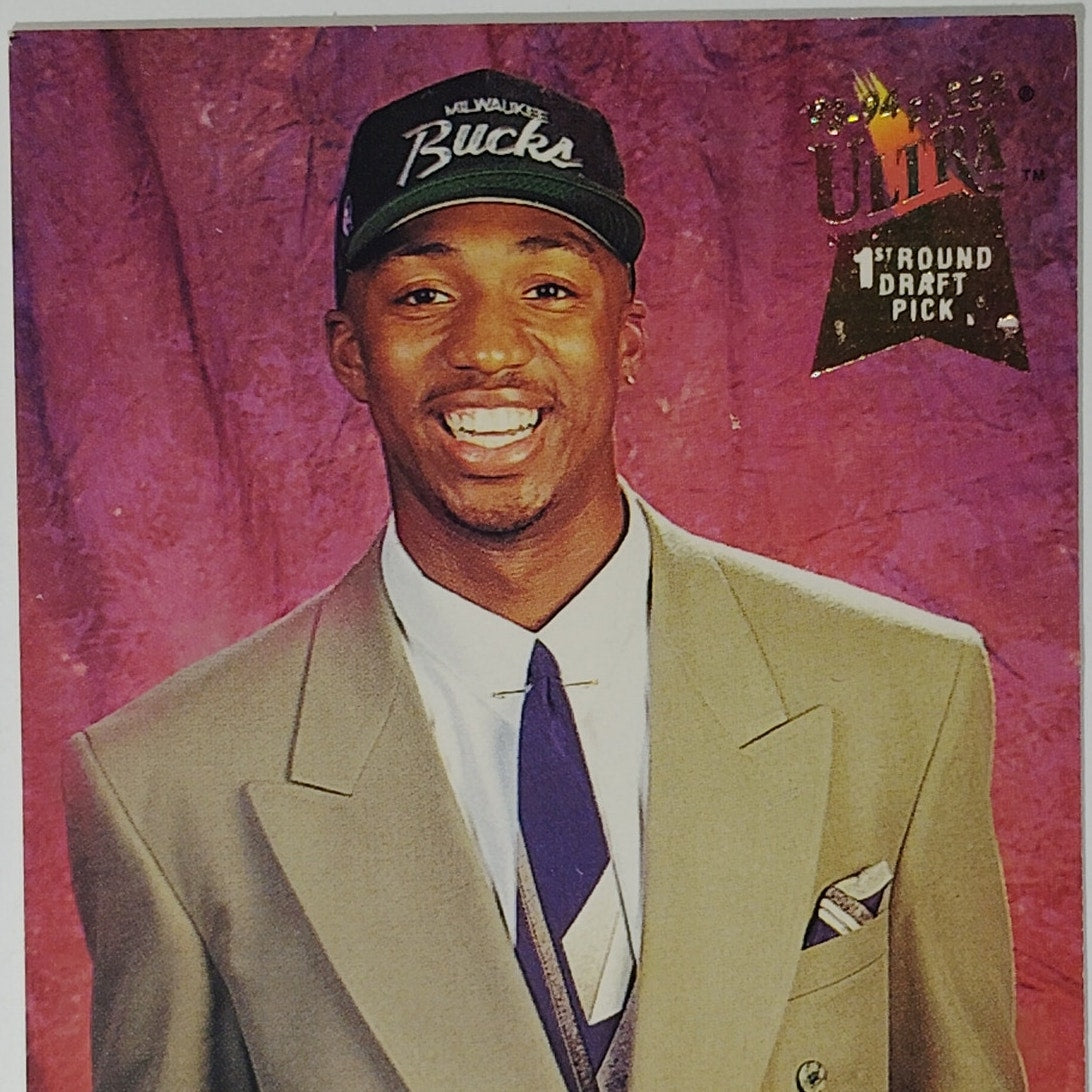 1993-94 Ultra Vin Baker #106 Milwaukee Bucks Forward Rookie Card Draft Day Suit