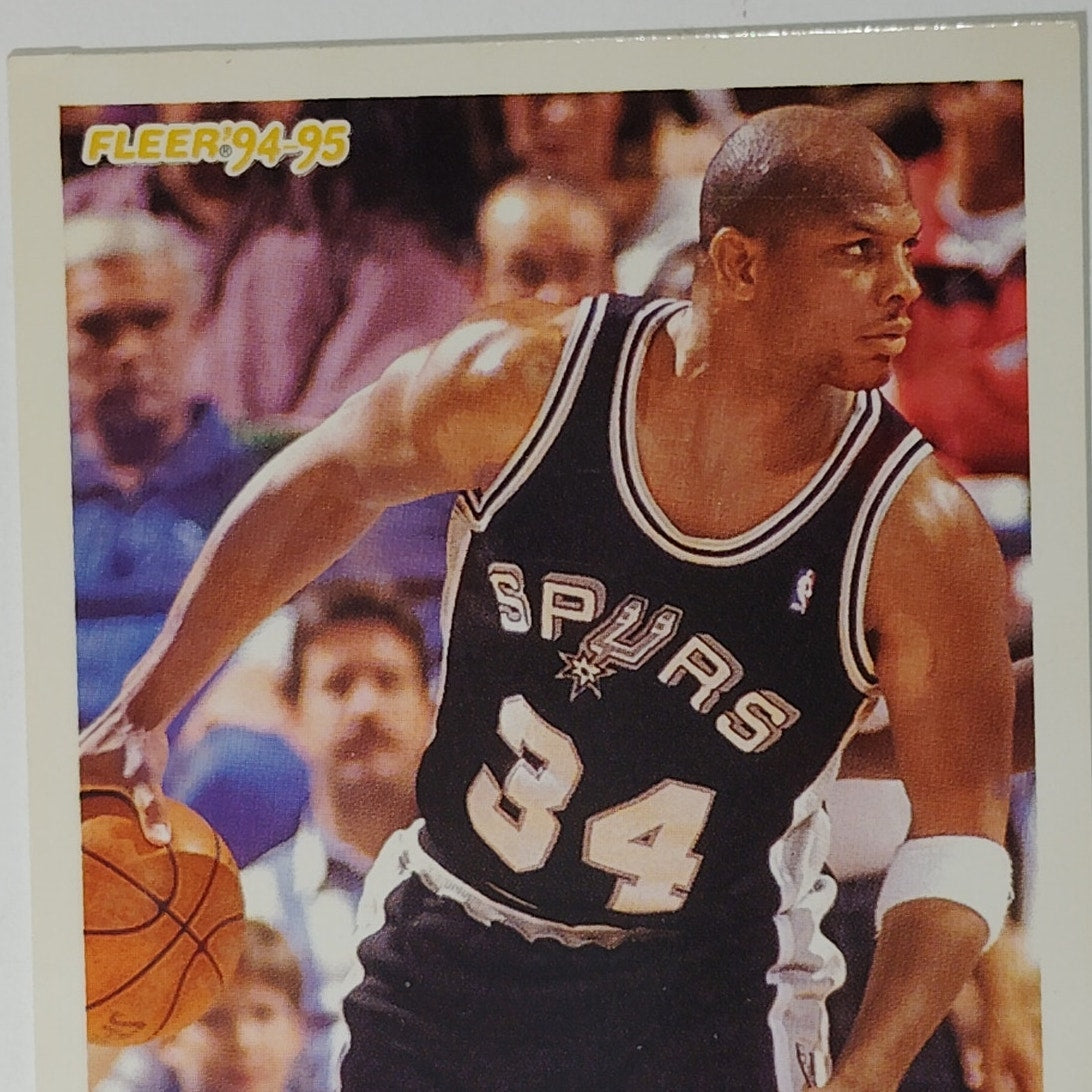 1994–95 Fleer Terry Cummings #203 – San Antonio Spurs – Forward – NBA Card