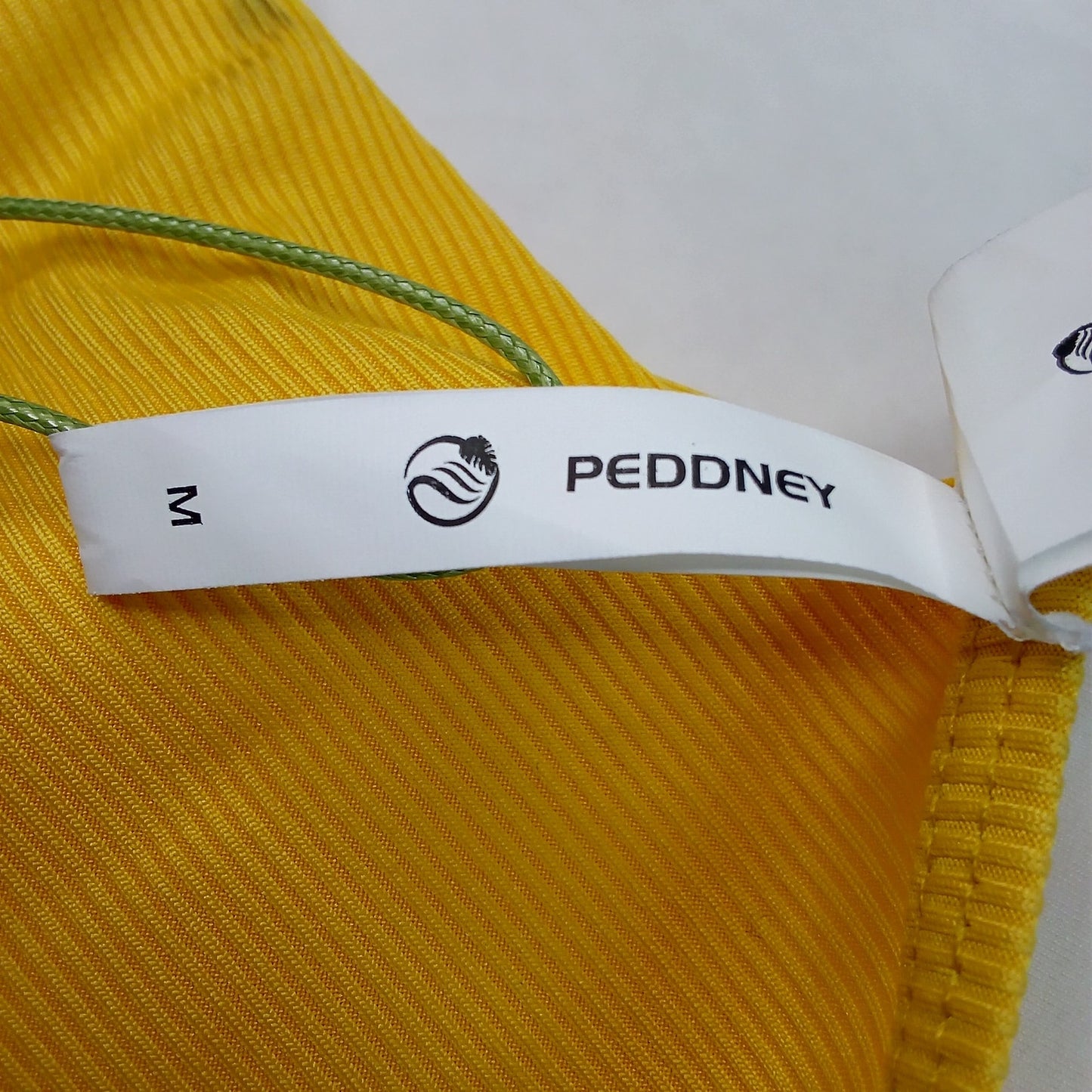 Peddney Yellow Ribbed Bikini Top Women’s Medium Scoop Neck Cutout Swim NWT