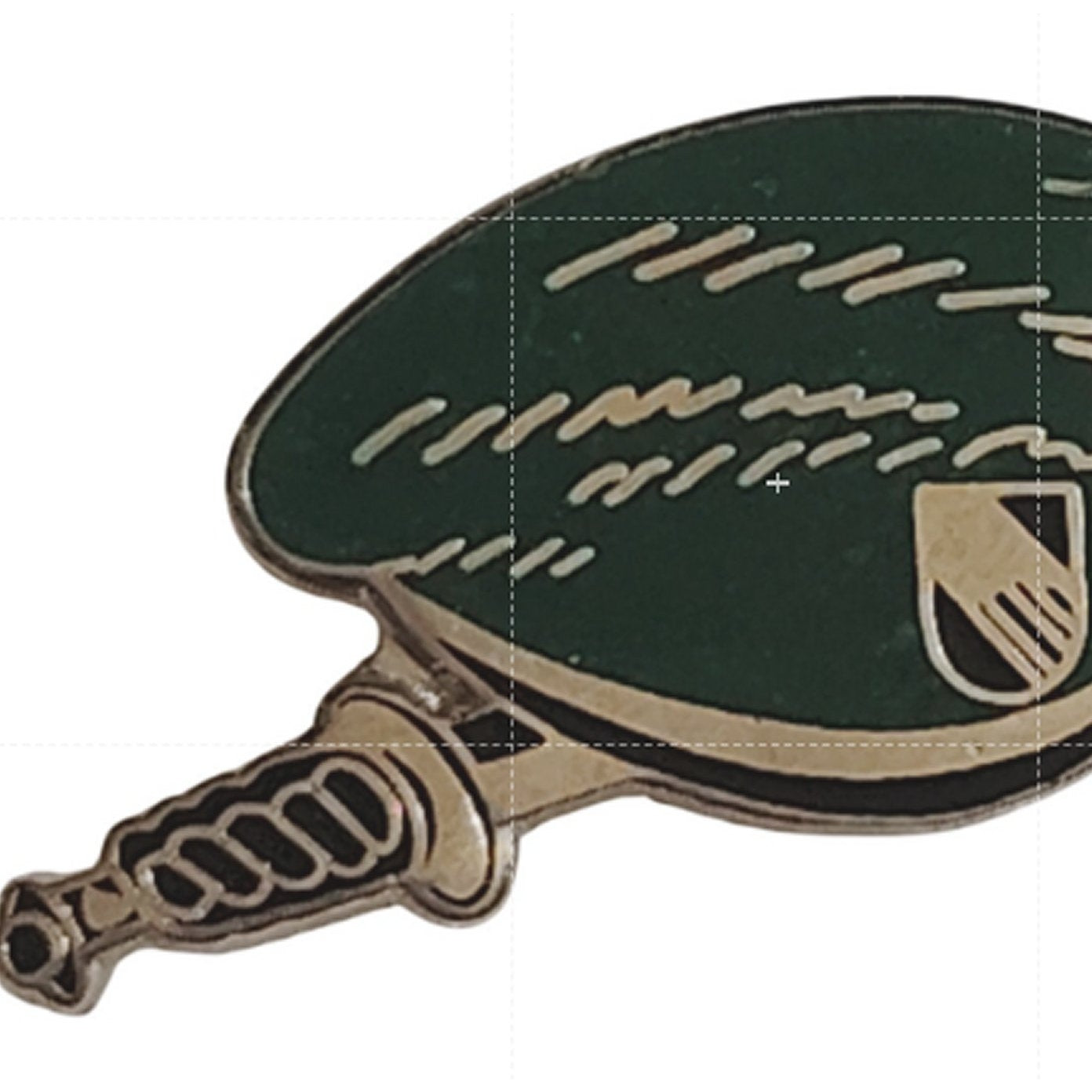 US Army Special Forces Green Beret Novelty Hat Lapel Brooch Pin Dagger 1" x 1/2"