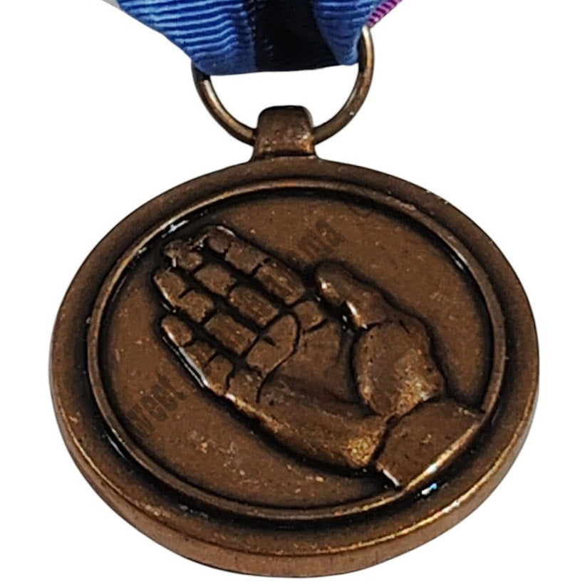 Armed Forces Humanitarian Service Medal w/ Pinback, 1-1/4"D x 2-7/8"H Overall