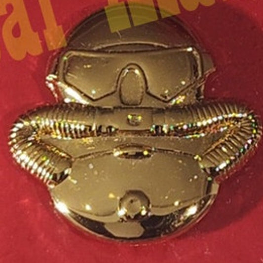 Vanguard Marine Corps Badge Pin: Combatant Divers - Gold, 1"H x 1"W