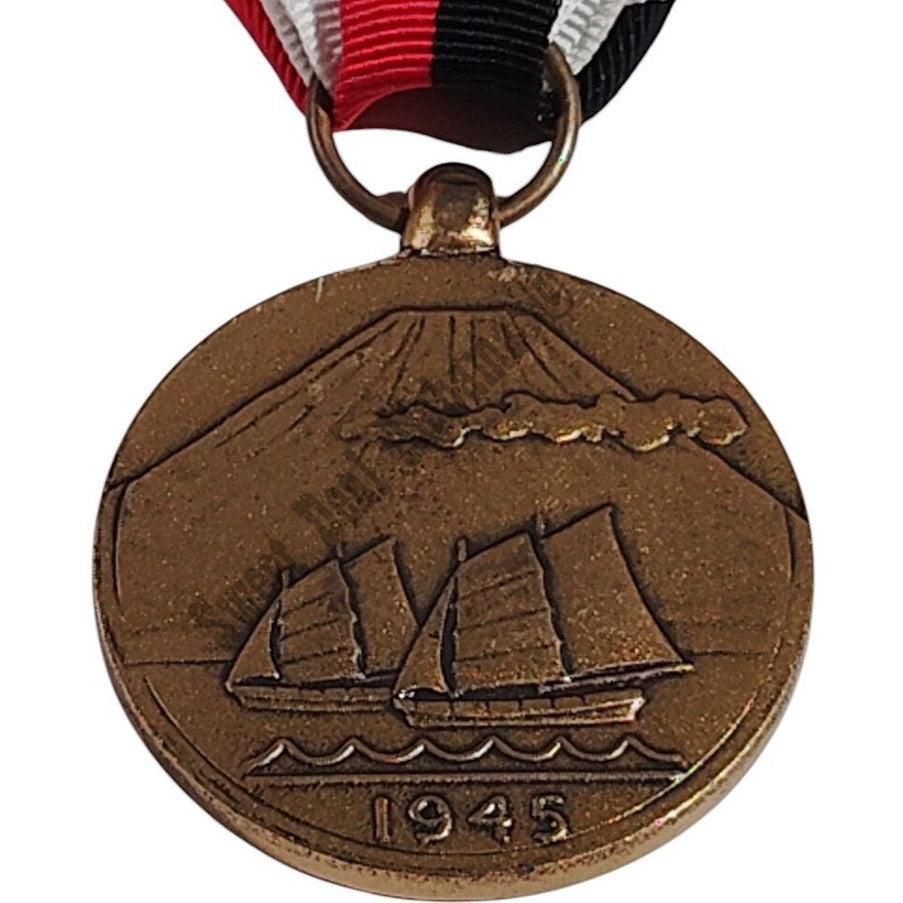 1945 Army of Occupation Service Medal w/ Pinback, 1-1/4"D Medal x 3"H Overall