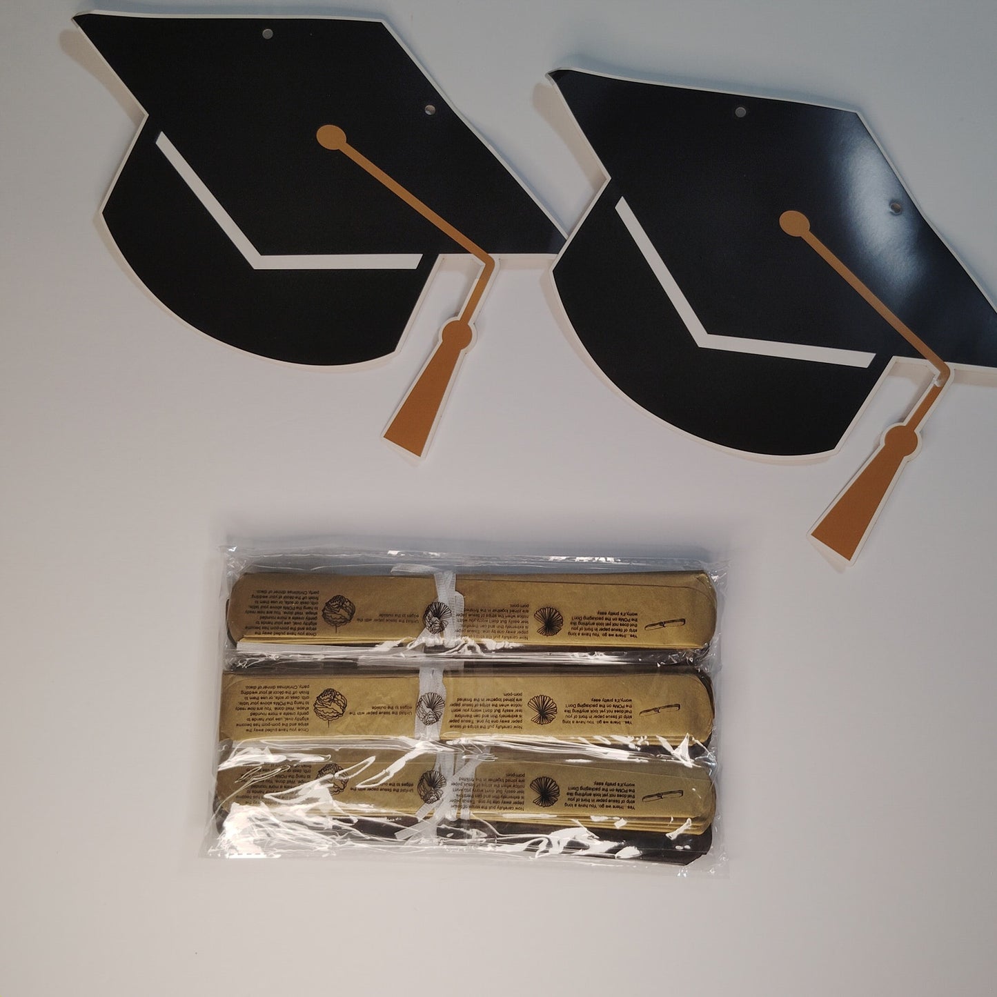 Congrats Grad Banner & Hanging Swirl Decorations  Non‑Year‑Specific Décor