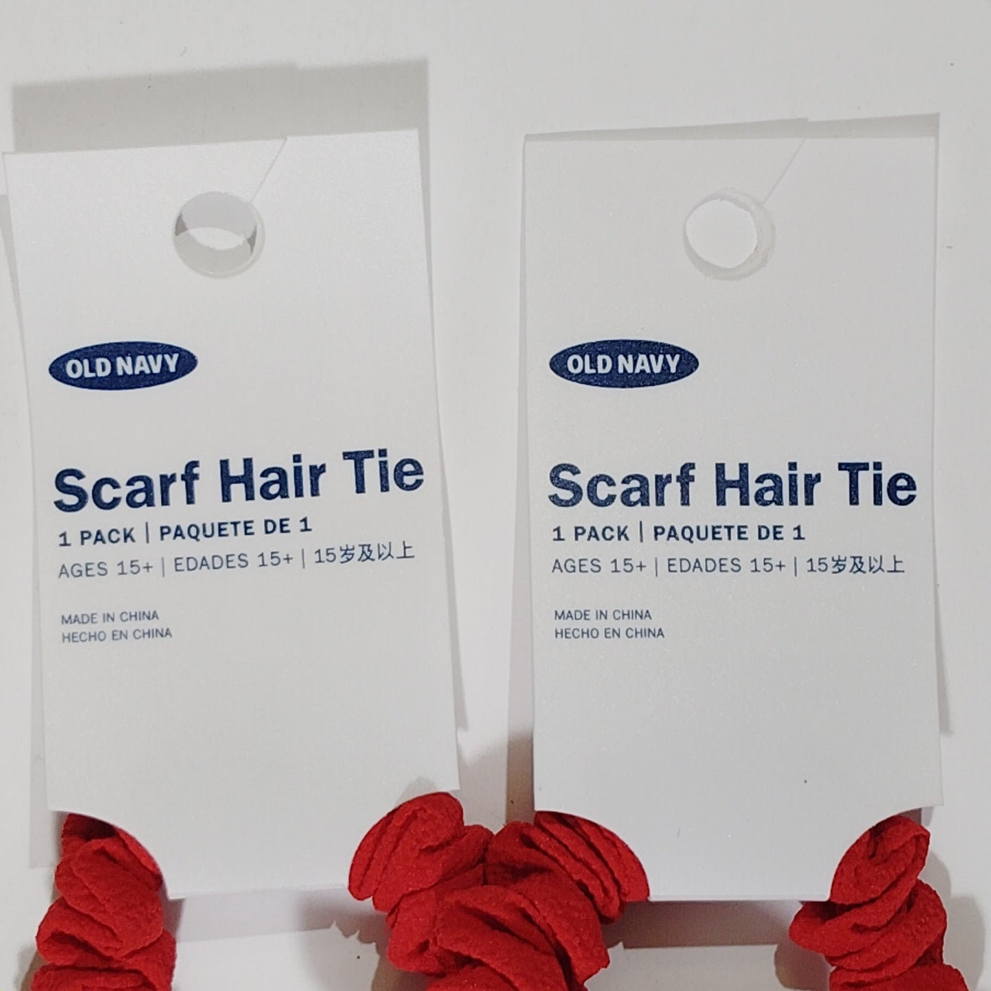 Old Navy – 2-Pack Red Scarf Hair Ties (Age 15+, 10" Scarf Length)