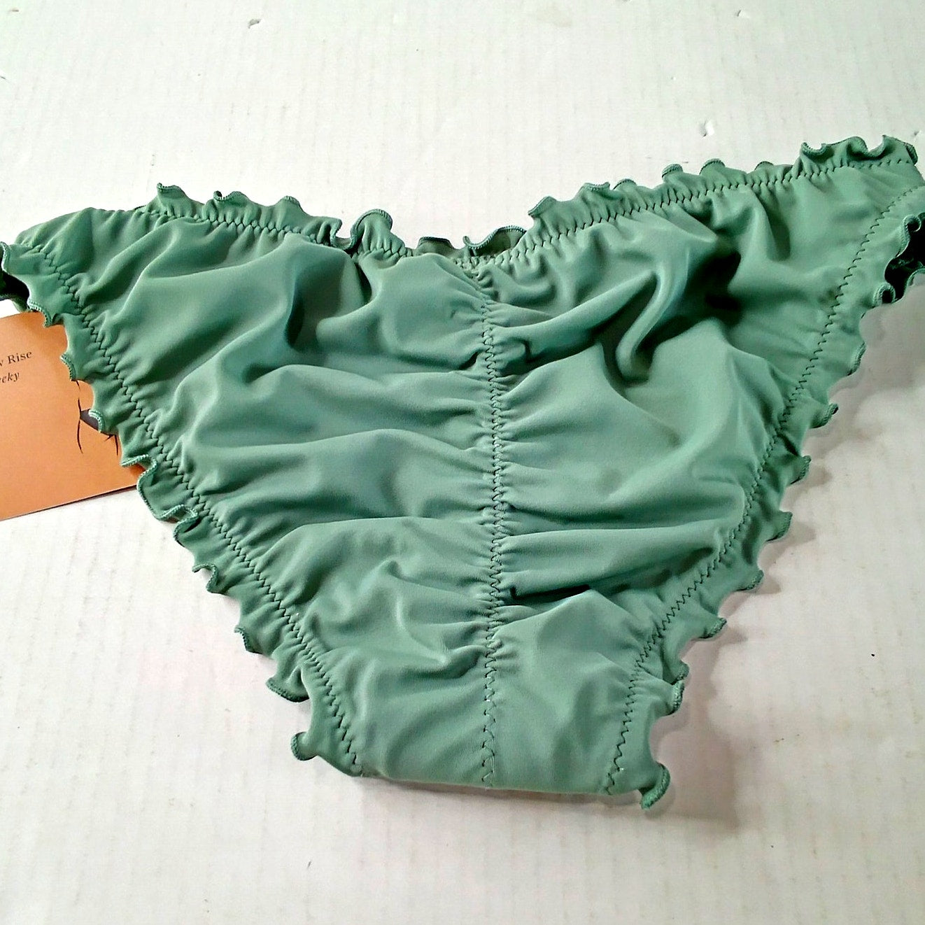 Shade & Shore Ruffle Cheeky Bikini Bottom Green XS (0-2), Low Rise Pull‑On