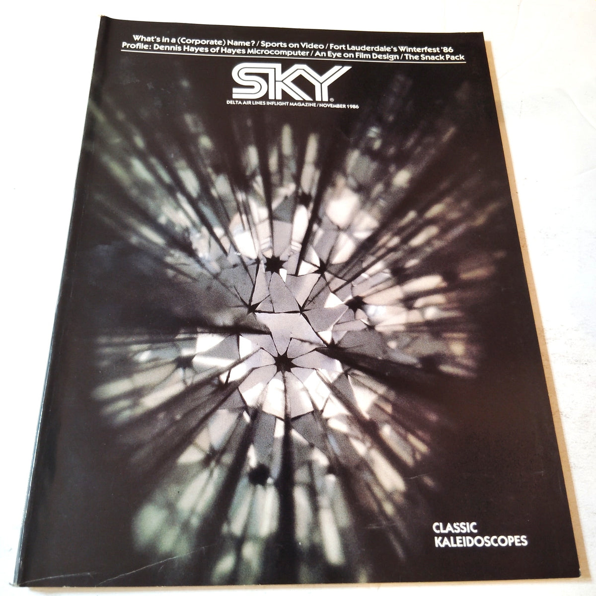 Delta SKY In-Flight Magazine November 1986 - Snacks, Ft Lauderdale, Sport Videos
