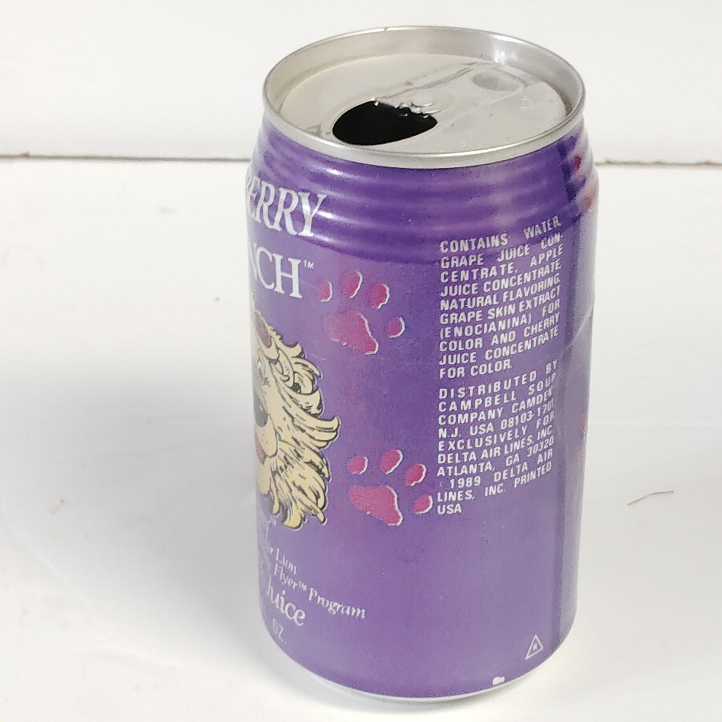 VTG Delta Airlines Pawberry Punch Juice Can 1989 / 1990 Dusty Lion Campbell