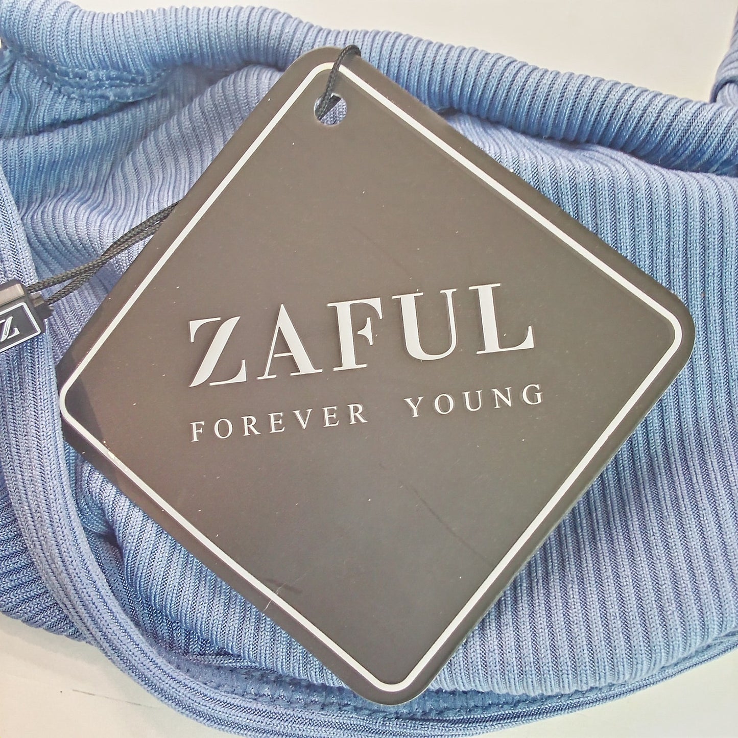 Zaful Light Blue Ribbed Bandeau Bikini Top Women’s Small (US 4) Strapless Swim