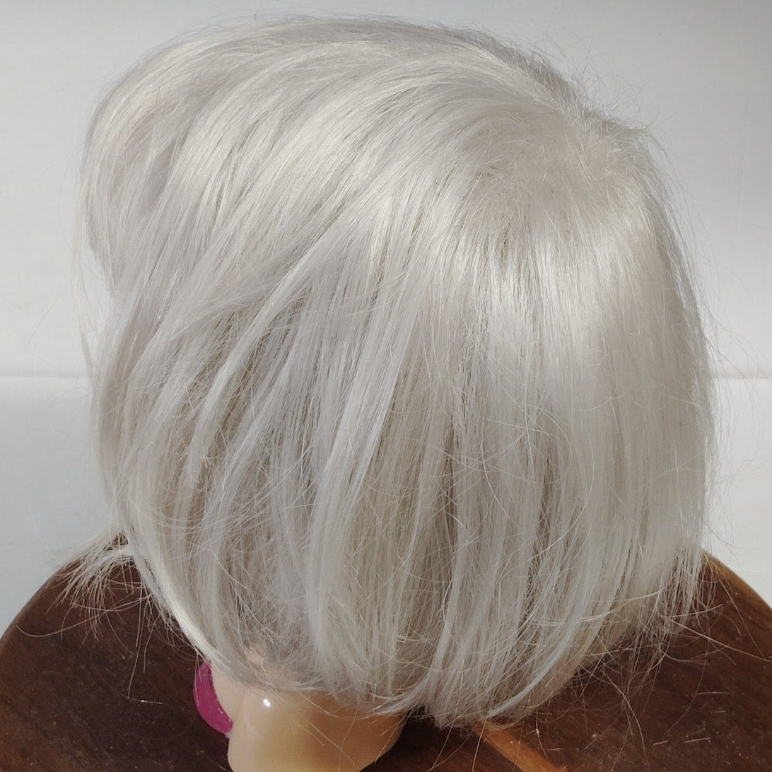 Paula Young Full Bob Wig A4340 Silver Blonde 80% Modacrylic 20% PVC Fiber