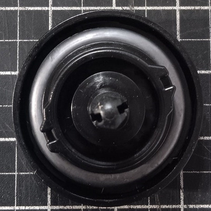 Carquest Premium Fuel Cap – Part #10844, Non-Locking Replacement