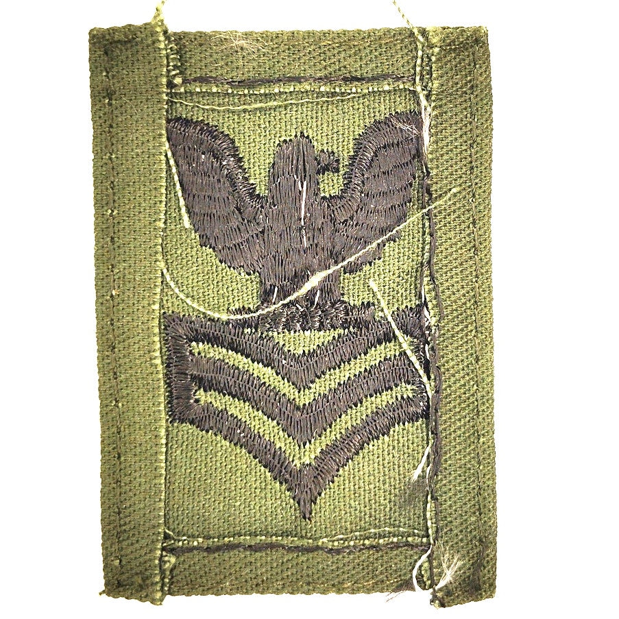 Vintage US Navy E‑6 Petty Officer First Class Subdued Cap Device TE Sew‑On Patch
