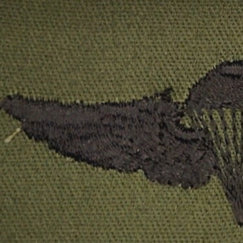 Vintage US Army Parachutist Rigger Patch Subdued 4" × 2" ODG Sew‑On NOS
