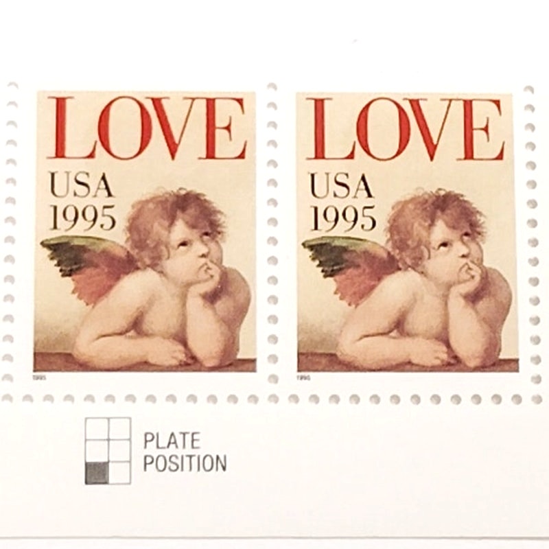 Block of 5 – 1995 USA 32¢ Love Cherub MNH – Scott 2948/2957