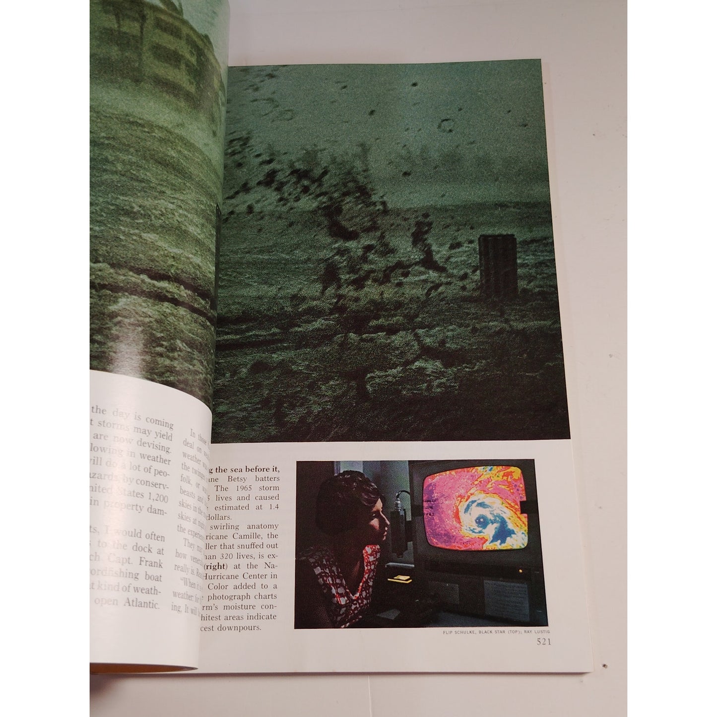 National Geographic Magazine – April 1972, Afghanistan, Wild Burros, Sea Snakes