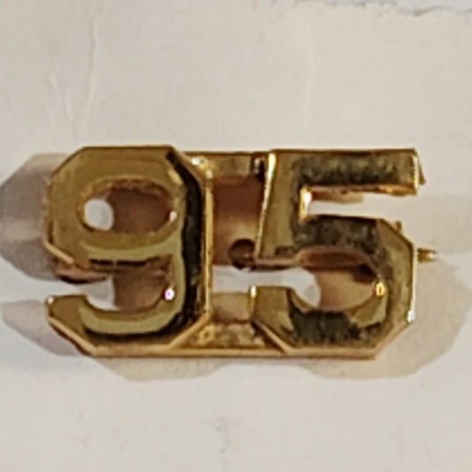 Early/Mid 1900s Brass C-Clasp "95" Collar Device 3/8"H Hat / Lapel Pin