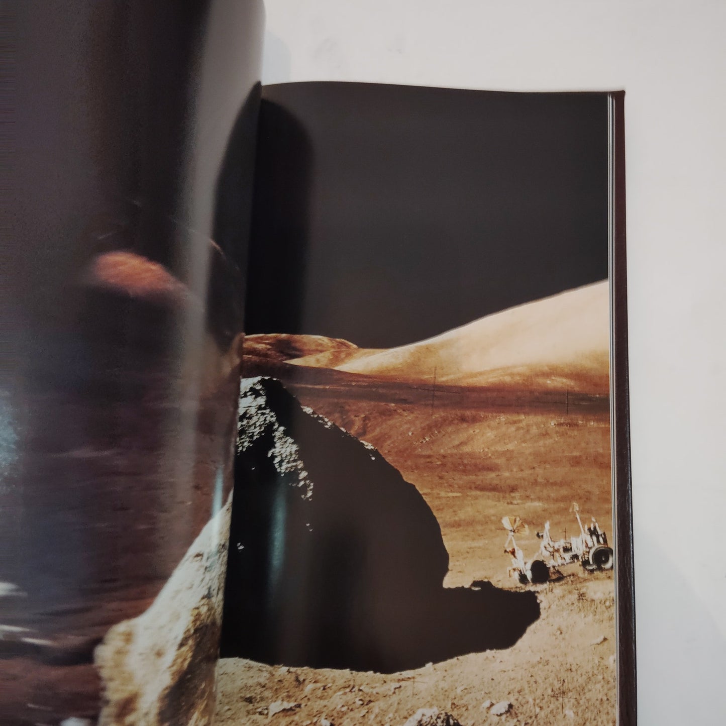 Exploring the Solar System by J. Kelly Beatty - National Geo VTG 2001 Hardcover