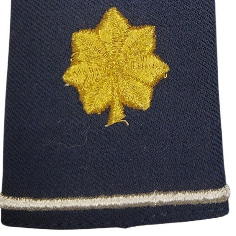 USAF Major O‑4 Service Dress Epaulets Blue w/ Gold Oak Leaf 4‑1/4" × 2‑1/8"