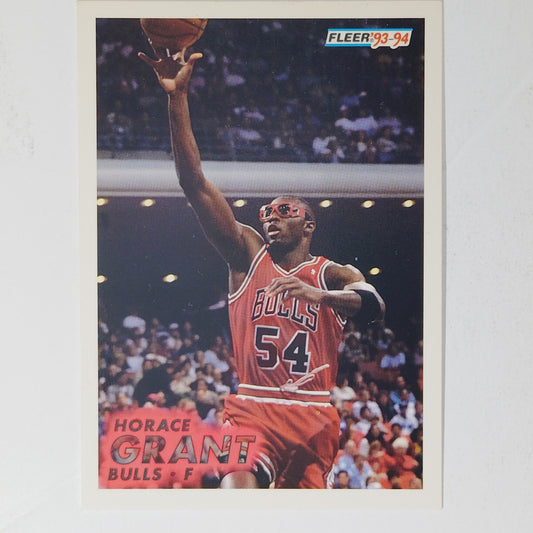 1993-94 Fleer Horace Grant Card No. 27 – Bulls – Forward – VG/EX