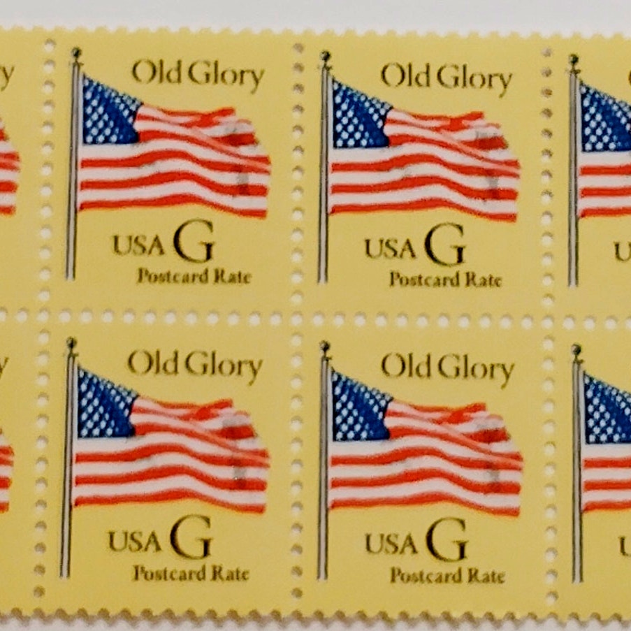 Block of 8 – 1994 USA “G” Rate Old Glory Postcard Stamps MNH Scott 2879