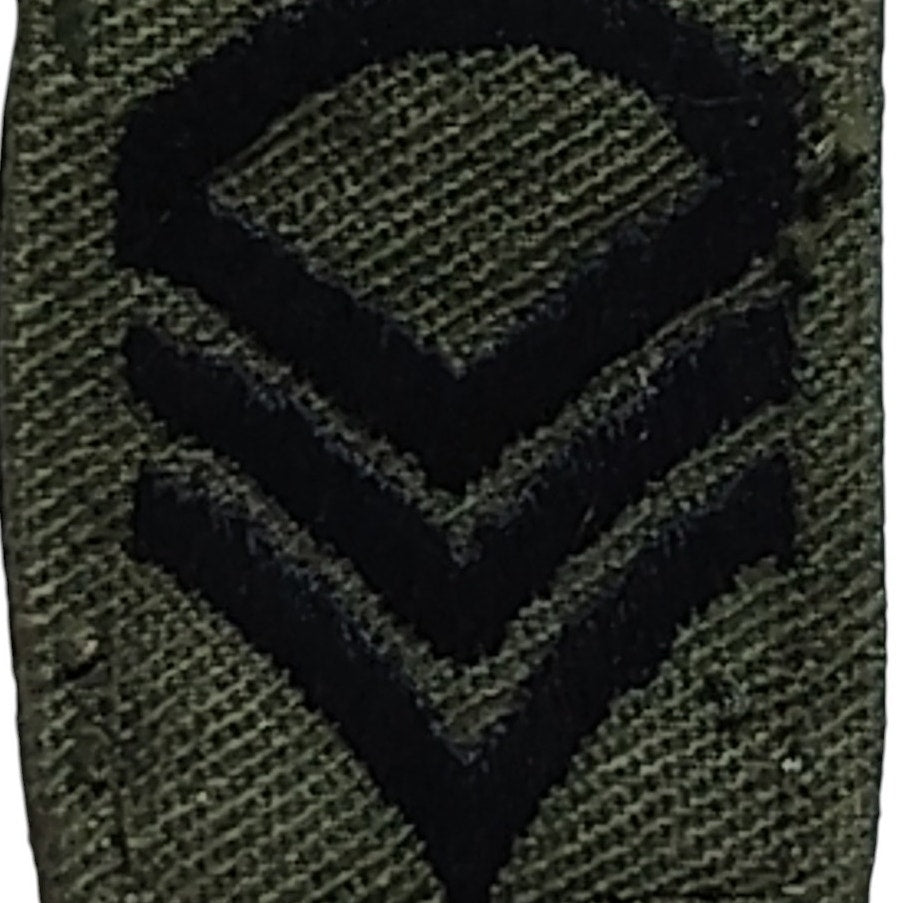 Pre-1989 USN Cap Device Subdued Embroidered Staff Sergeant ODG Sew-On
