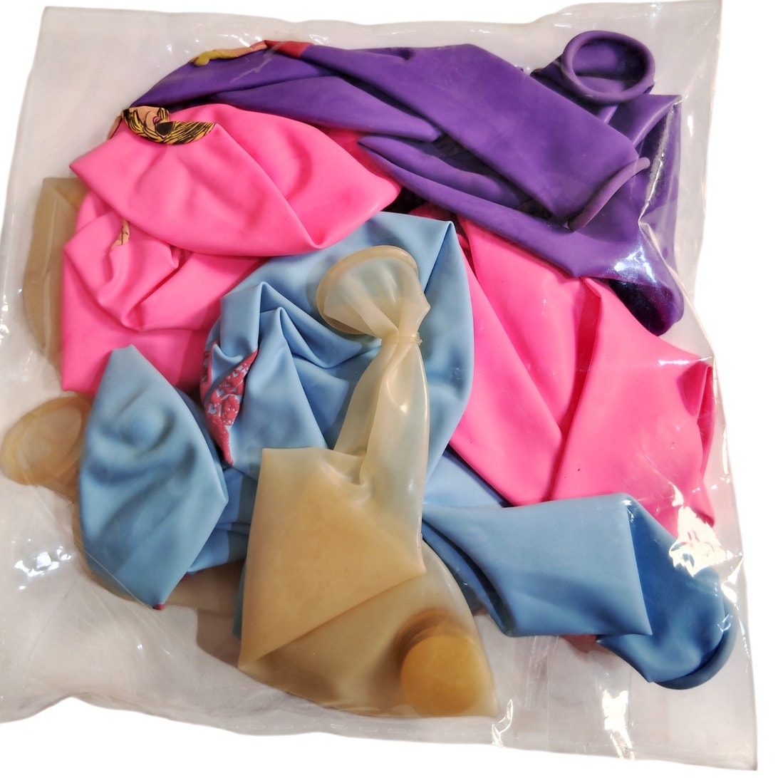 Taylor Swift Birthday Kit – Banner, Cake Topper, 24 Cupcake Toppers & 16 Balloon