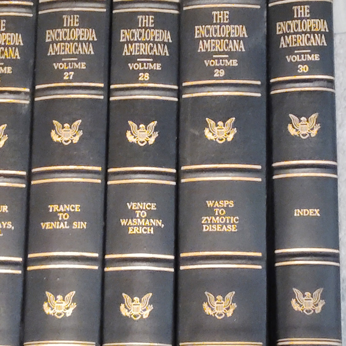 The Encyclopedia Americana 1957 Complete 30-Vol Set Americana Corp Black/Gold