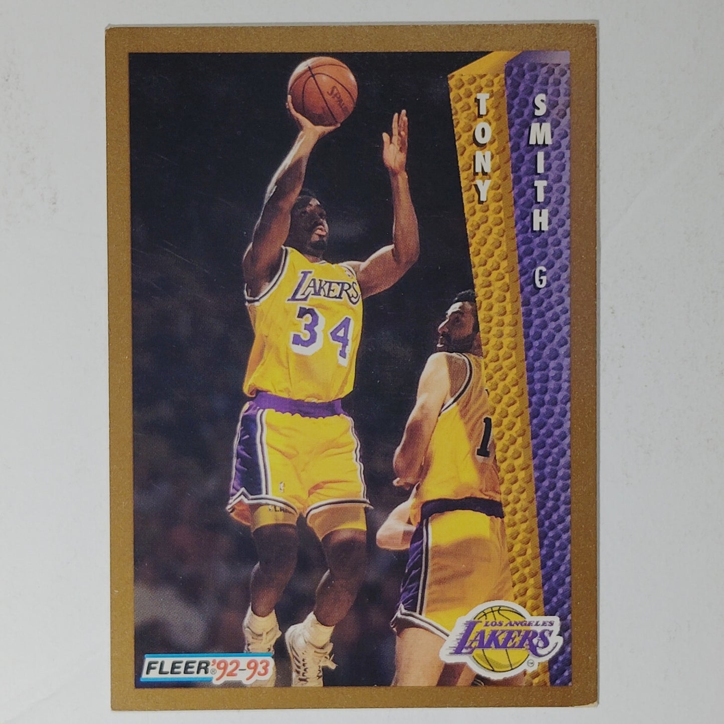 1992–93 Fleer Tony Smith #365 – Los Angeles Lakers – Guard – VG/EX