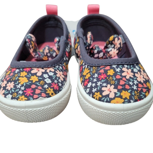 Carter’s Girls’ Capri Casual Shoe – Printed Slip-On, Size Toddler 4