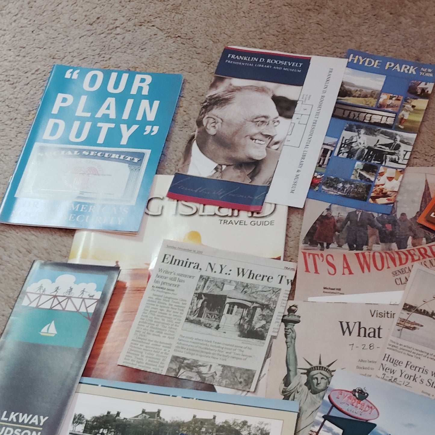 Vintage New York Travel Ephemera Lot 2010–2013 Statue of Liberty Hyde Park 1.5 Lbs