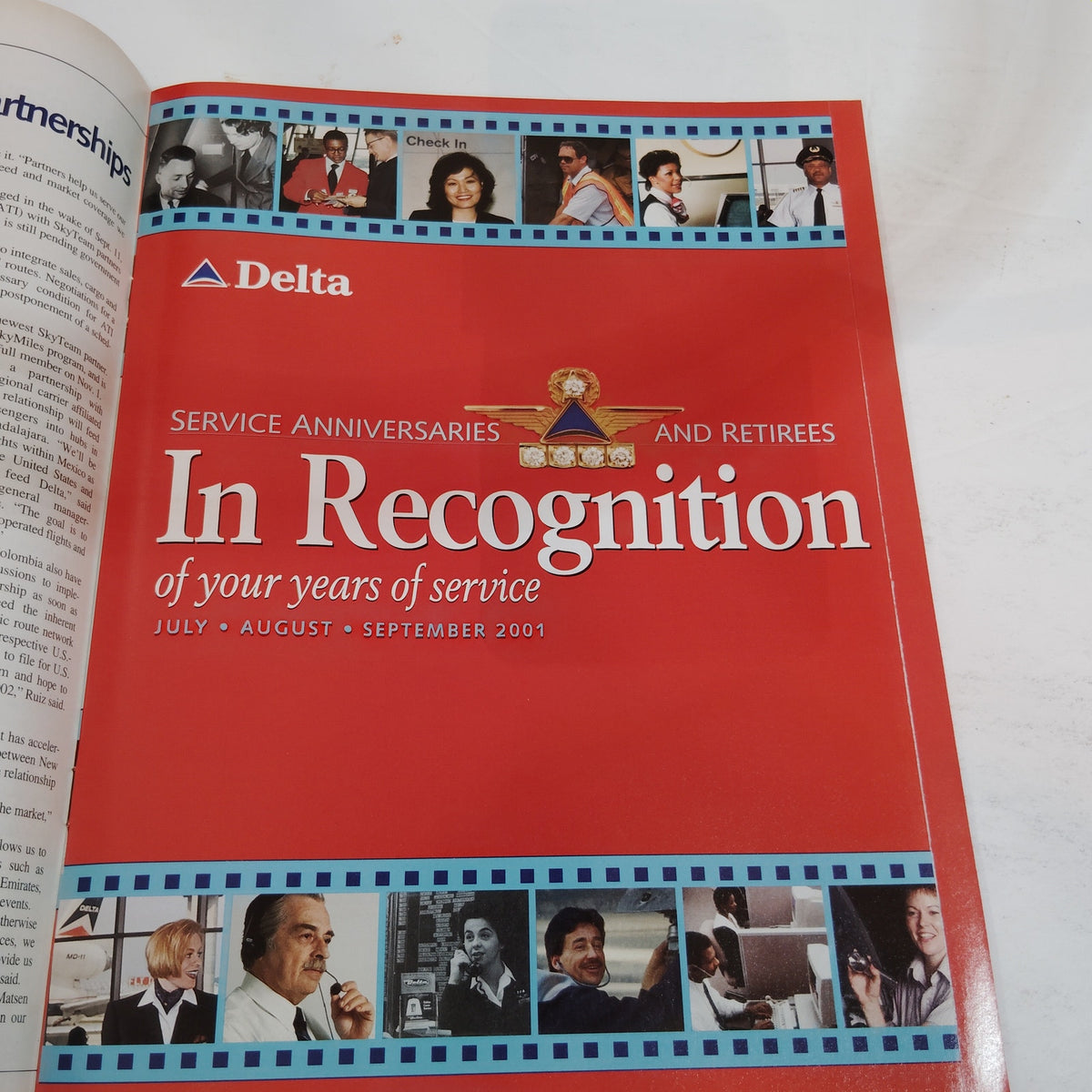Delta News Digest - October 22, 2001 - Employee Magazine, Multi-color