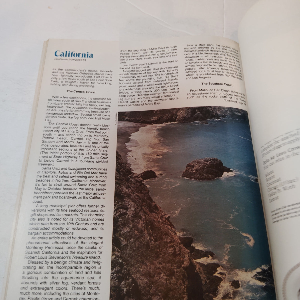 Delta SKY In-Flight Magazine - May 1982 - Knoxville, California, Robert E Kirby