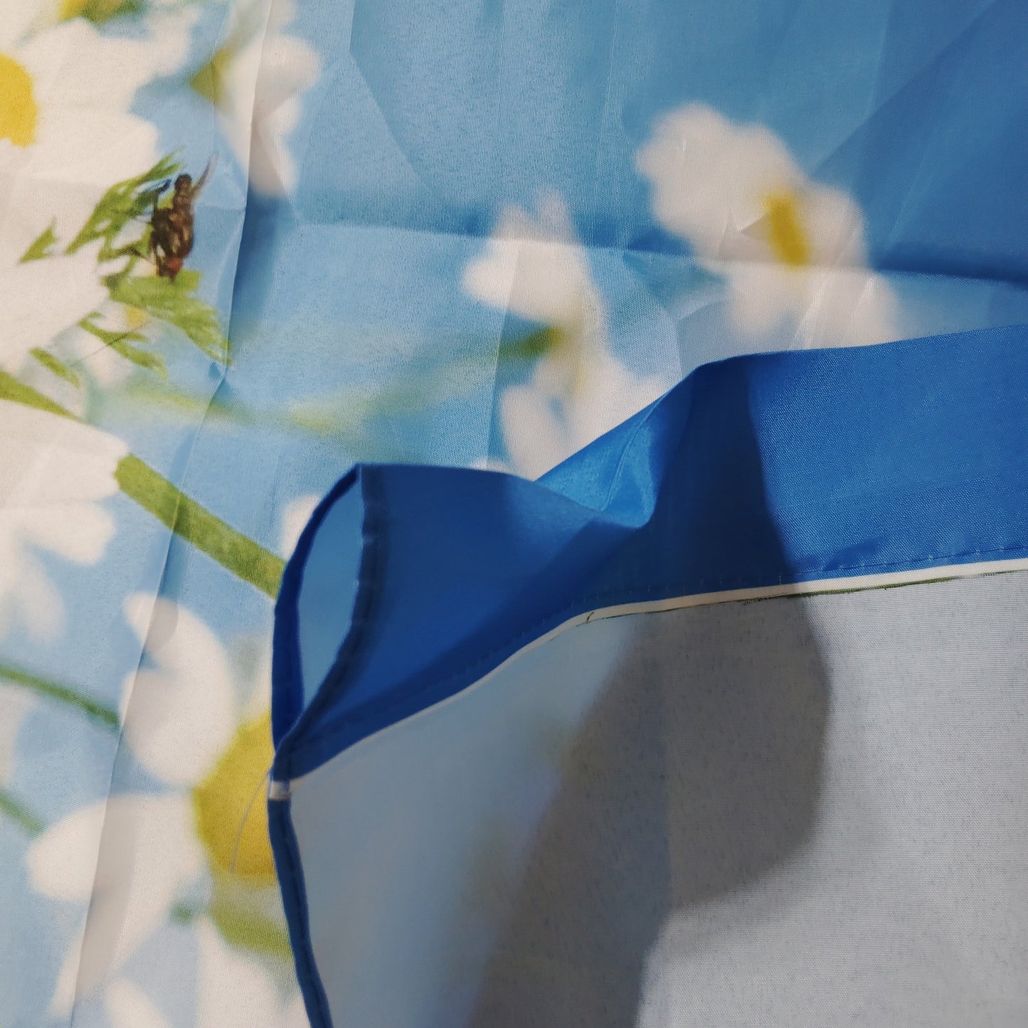 Spring Summer Daisy Garden Flag – 28x40 Inch Outdoor Banner, Single-Sided