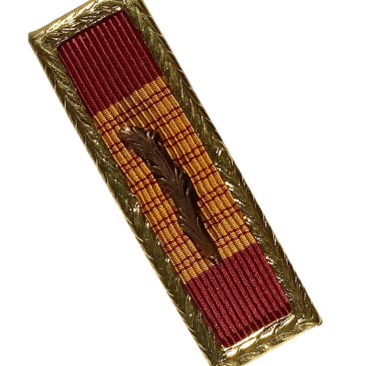 Vietnam Armed Forces Gallantry Cross with Palm in Gold Tone Frame, South Vietnam