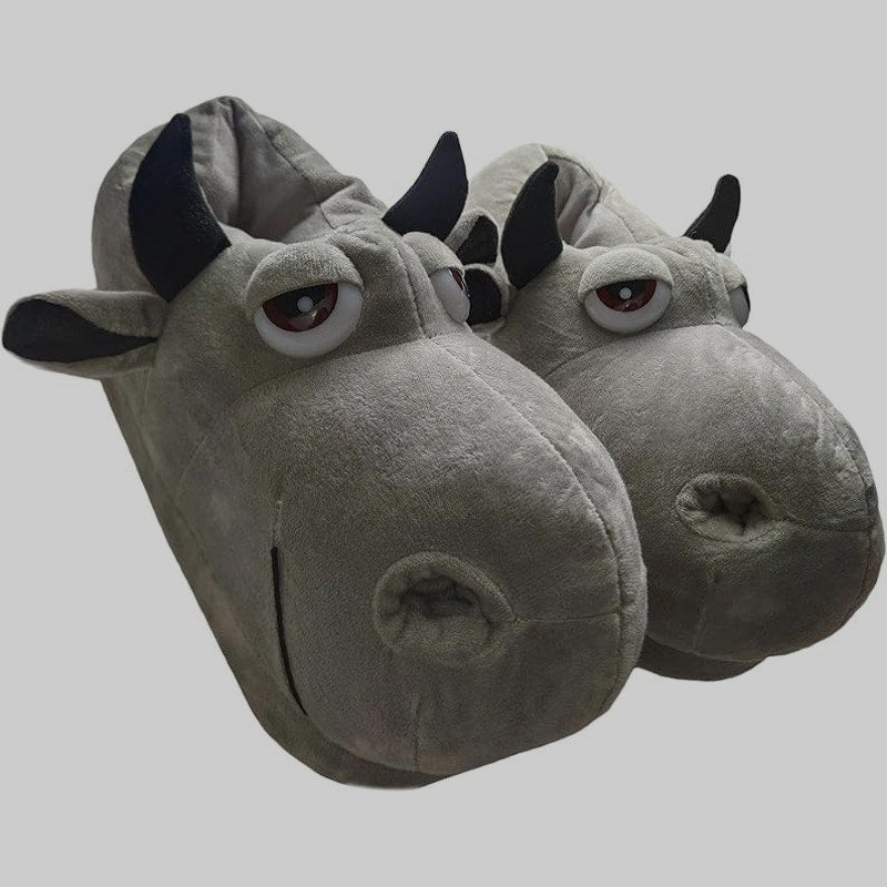 Gray Cow Slippers – Plush Cattle Design – M 8‑10 / W 9‑11 – Novelty Indoor Shoes