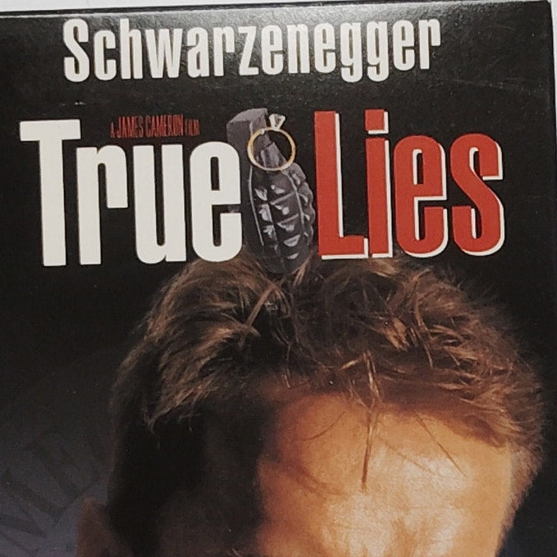 True Lies VHS Arnold Schwarzenegger 1994 Action Comedy Spy Thriller Vintage