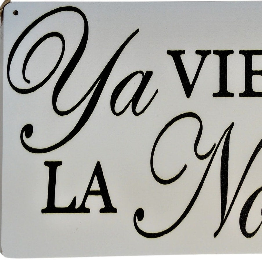 Here Comes The Bride / Ya Viene La Novia Wooden Sign – Rustic Wedding Décor – 12 x 8 Inches