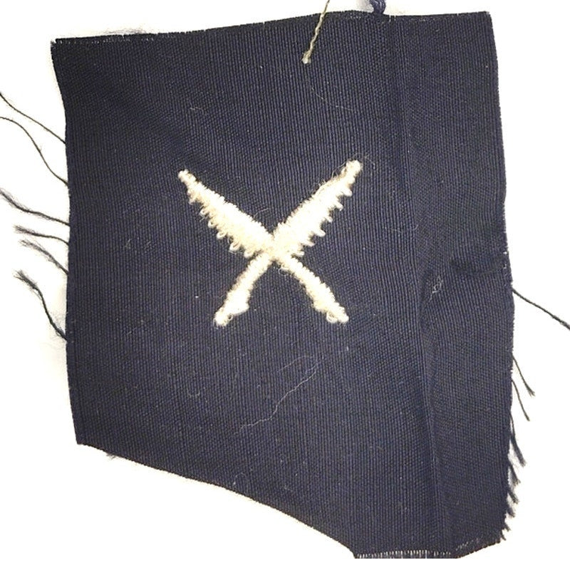 US Navy WWII Yeoman Sleeve Patch – Crossed Quills – Dress Blue Sew-On