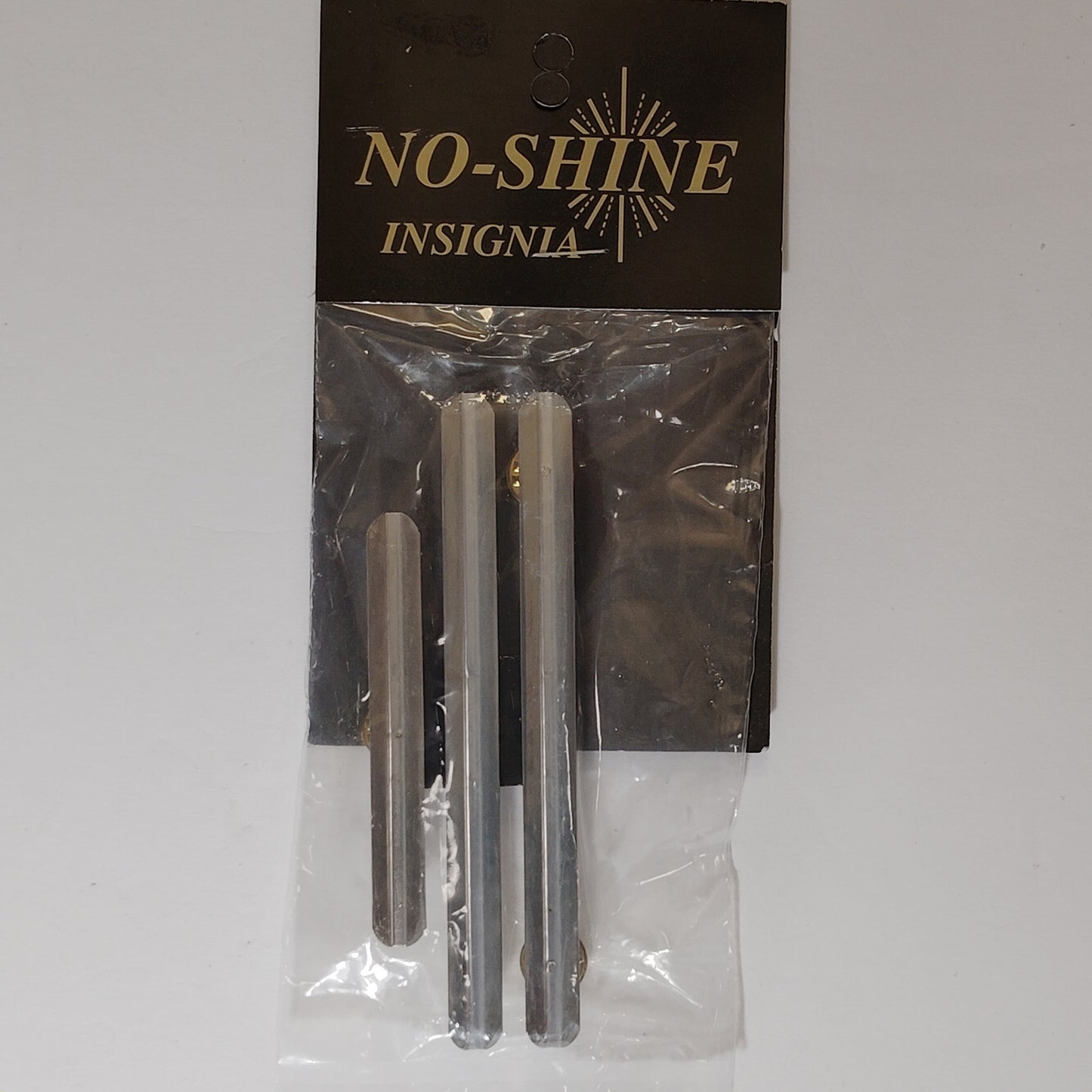 Mounting Rack Bar for 8 Ribbons (3/3/2 Centered w/ Gap) – No-Shine Insignia