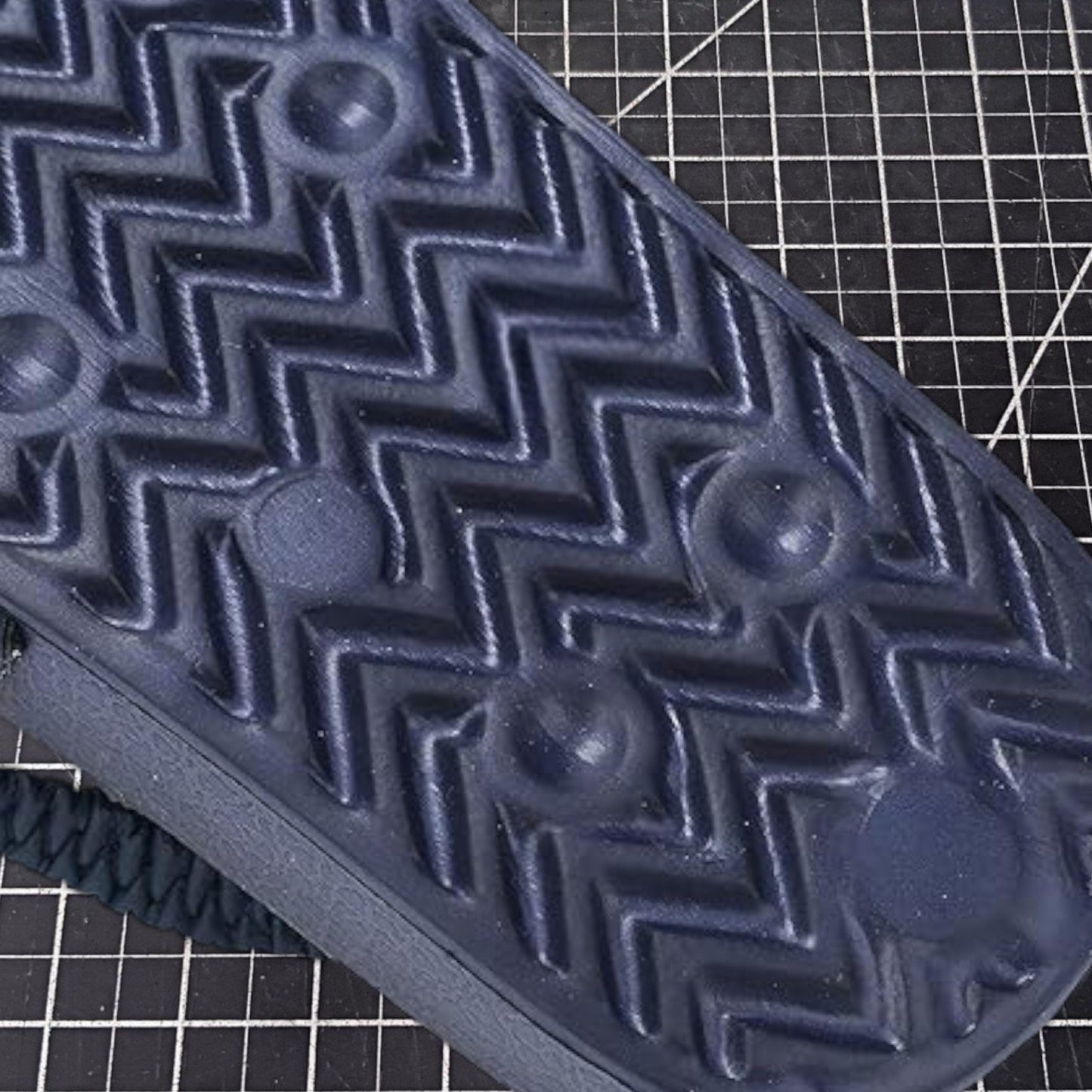 Kidsnado Unisex Toddler Dinosaur Slides Size 8T Summer Beach Pool Shower Sandals