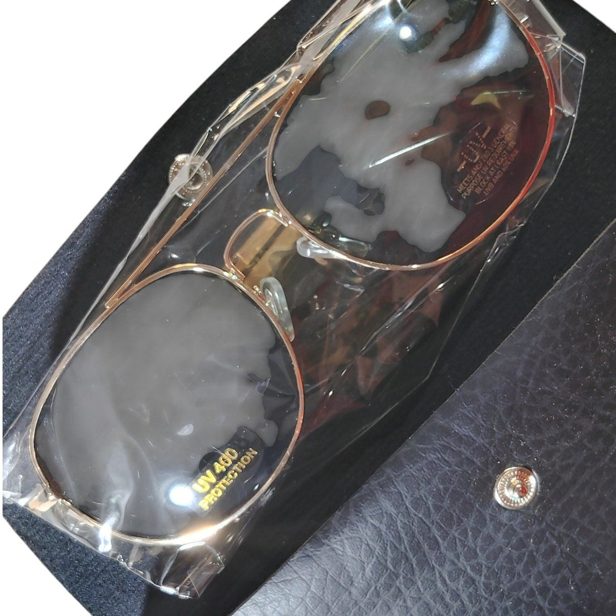 Vintage Aviator Sunglasses – Gold Frame with Hard Case & Faux Leather Cover